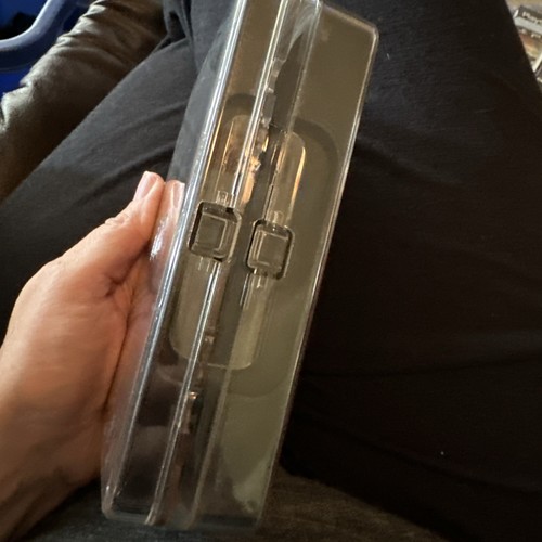Nintendo case plus four - ds,